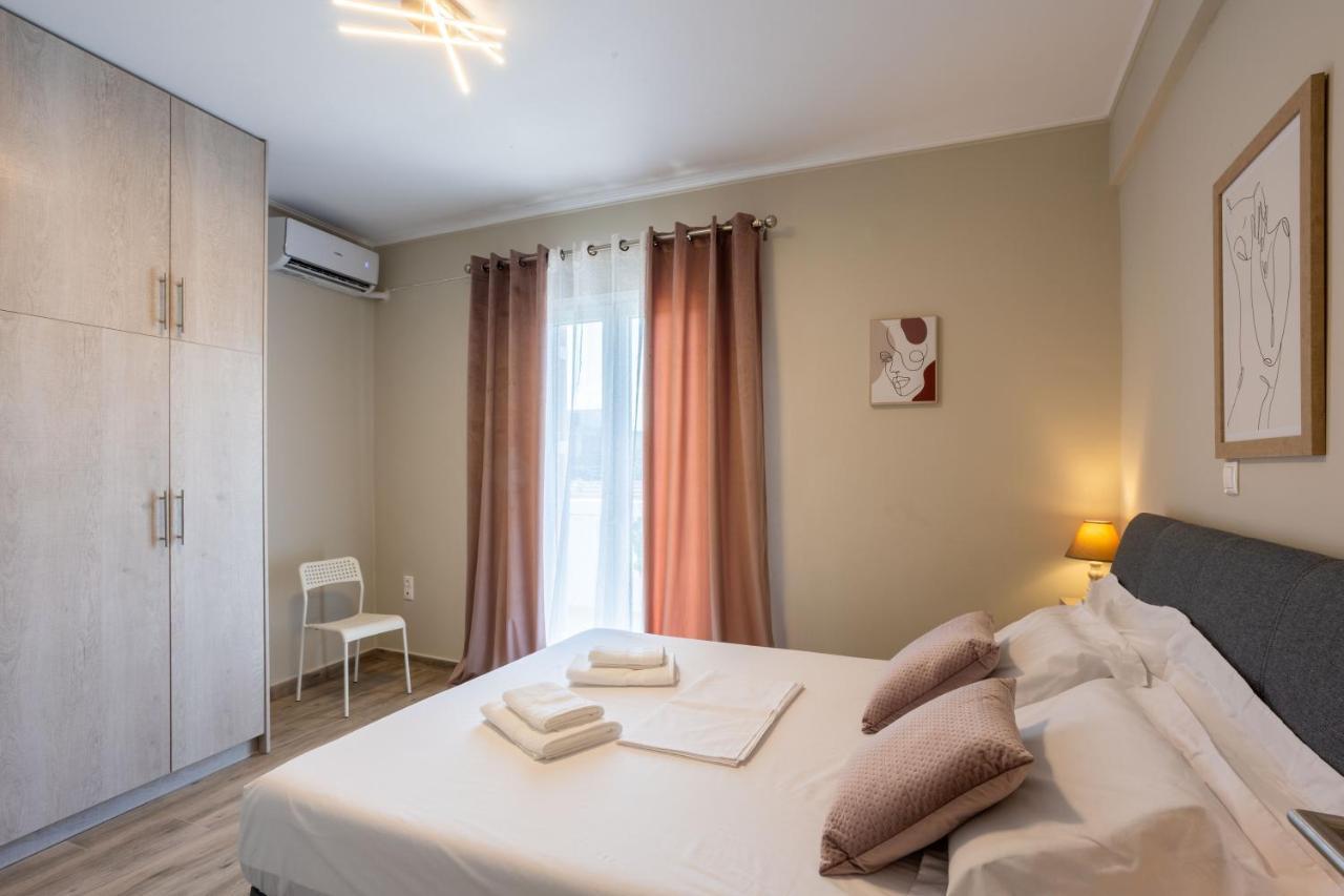 Luxury & Cozy Apartment Messíni エクステリア 写真