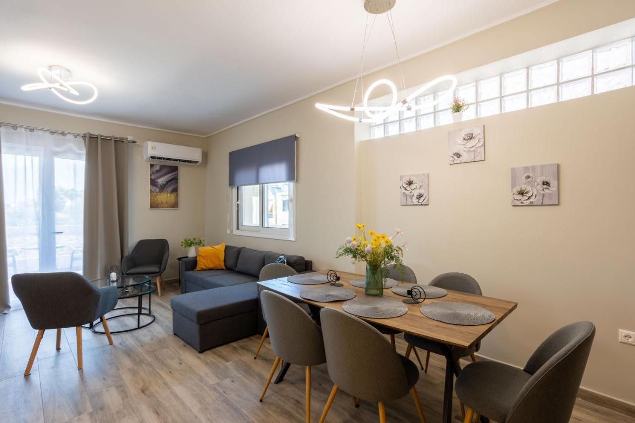 Luxury & Cozy Apartment Messíni エクステリア 写真